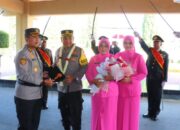 Tradisi Pedang Pora Sambut Kapolres Pekalongan yang Baru