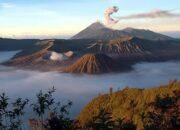 Tiket Masuk Bromo Naik, Apa Dampaknya untuk Wisatawan dan Masyarakat Lokal?