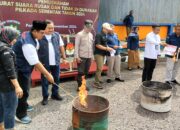 KPU Ponorogo Musnahkan Ratusan Surat Suara Tak Terpakai dan Rusak