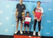 Siswa SMPN 1 Purworejo Sabet Juara Turnamen Bulutangkis MILKLIFE 2024