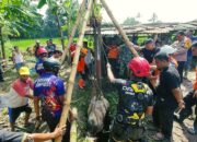 Sapi Seberat 400 Kg Tercebur Sumur di Banyumas, Proses Evakuasi 3 Jam