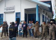 Puluhan Mahasiswa Geruduk Disdag Mamuju, Protes Kelangkaan Tabung Gas Melon 3 Kg