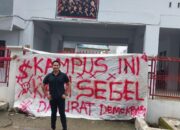 Mahasiswa Segel Kampus Unimaju, Protes Biaya Benchmarking dan Dugaan Pungli Beasiswa KIP