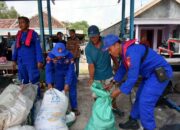 Satpolairud Polresta Sidoarjo dan Nelayan Bersinergi Bersihkan Pesisir Tlocor, Cegah Banjir & Jaga Ekowisata
