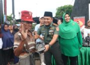Komunitas dan Kodim Purworejo Bagikan Takjil Gratis, Sekaligus Dukung RUU TNI
