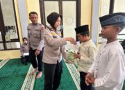Polres Situbondo Salurkan 1,7 Ton Beras Zakat Fitrah, Warga Bersyukur