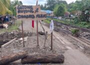 Jalan Penghubung Ambruk, Warga Desa Ahu Bergerak Swadaya Tanpa Bantuan Pemerintah