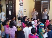 Polisi Sahabat Anak, Polsek Patikraja Dekatkan Polisi dan Anak Sejak Dini
