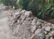 Proyek Siluman di Jalan Raya Suboh, diduga Gunakan Batu Ilegal dan dikerjakan Asal-asalan