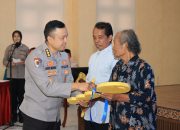 Polda DIY Serahkan Kunci Rumah Relokasi kepada 5 Warga Terdampak Pembangunan Mapolda Baru di Godean