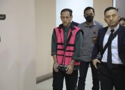 Eks Mendikbudristek Nadiem Makarim Jadi Tersangka Kasus Korupsi Laptop Rp1,98 Triliun