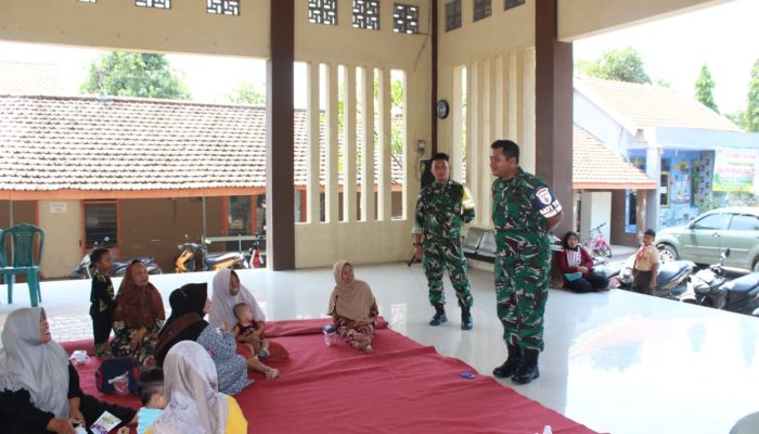 TNI Kodim 0816/Sidoarjo Dorong Kesehatan Masyarakat Lewat Pendampingan Posyandu TMMD