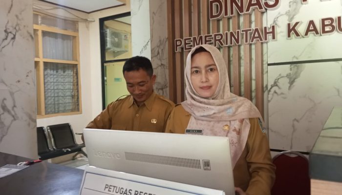 Wartawan Konfirmasi Wajib Tunjukkan KTP Demi Keamanan dan Transparansi
