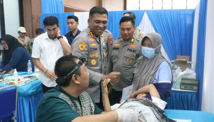 Polresta Sidoarjo Gelar Khitan Massal Gratis
