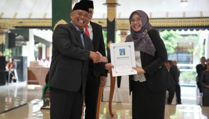 Bupati Sleman Lantik 17 Pejabat Pimpinan Tinggi dan Administrator