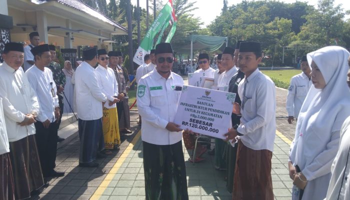Ribuan Santri Tumpah di Alun-Alun Kraksaan, Peringatan Hari Santri Probolinggo Penuh Makna dan Pesan Kebangsaan