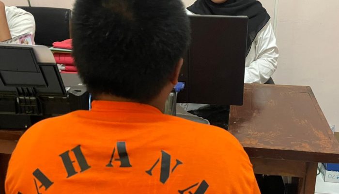 Diancam dan Diiming-imingi Uang Rp10 Ribu, Anak 8 Tahun Jadi Korban Persetubuhan Berantai di Situbondo