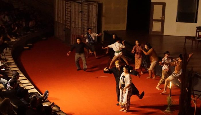 Teater Samudra Sukses Gelar Pertunjukan “Kembang Mangsan” di Tengah Gempuran Digitalisasi