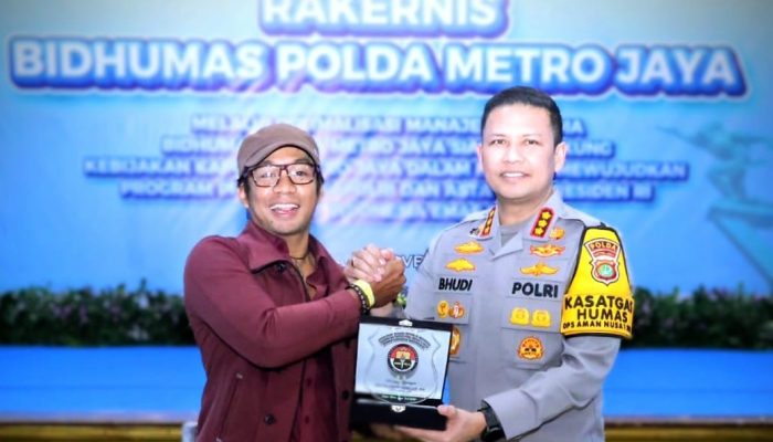 Polda Metro Jaya Apresiasi Humas Polres Berprestasi dalam Rakernis 2025