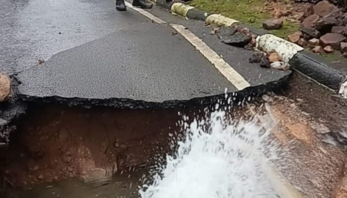 PDAM Kota Cirebon Tangani Pipa Bocor, Distribusi Air Belum Normal