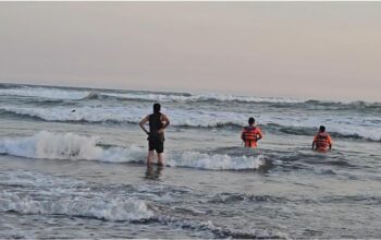 Papan Selancar Dipakai Tanpa Izin, Remaja Hilang Terseret Arus di Pantai Parangtritis