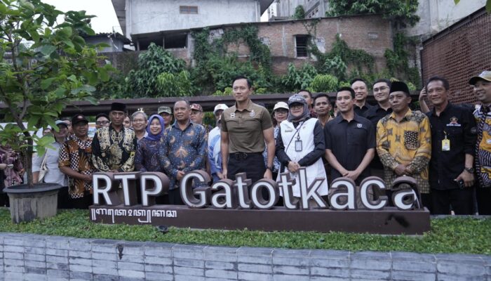 Tinjau Revitalisasi Kawasan Bersih dan TPST Condongcatur, AHY Sebut Sleman Bisa Jadi Percontohan Kota Lain