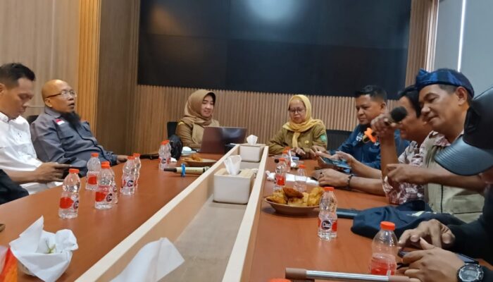 Puluhan Wartawan Datangi Diskominfo Sidoarjo, Soroti Transparansi Kemitraan Media