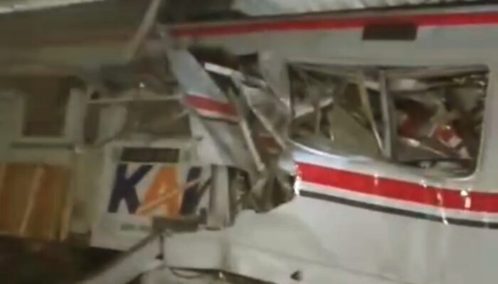 Evakuasi Tabrakan KA di Bekasi, Perjalanan KA Daop 6 Yogyakarta Dibatalkan