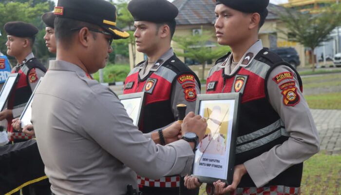 Polres Muratara PTDH Empat Anggota, Kapolres Tegaskan Disiplin Ditegakkan Tanpa Toleransi