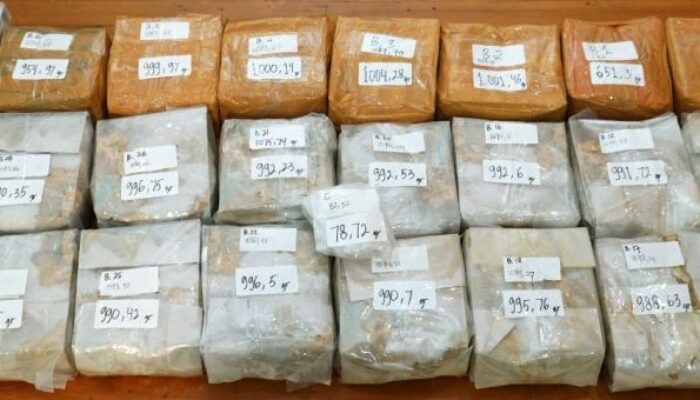 Polda Metro Jaya Gagalkan Peredaran 32 Kg Sabu Jaringan Malaysia, Satu Kurir Diamankan