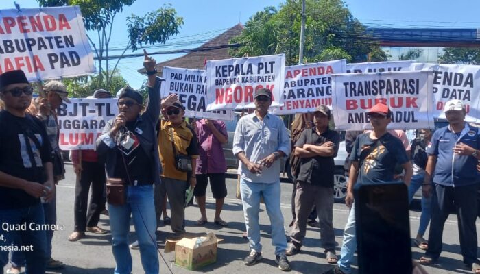 Demo di Bapenda Pasuruan, Aliansi Poros Tengah Soroti Transparansi Pajak Listrik dan PJU