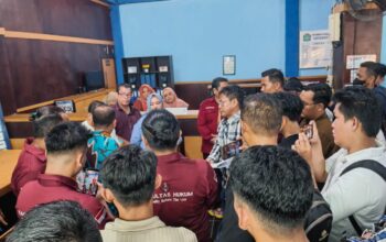 Izin FH Dicabut, Mahasiswa Sjakhyakirti Geruduk Rektorat: Tuntut Ganti Rugi dan Evaluasi Kampus