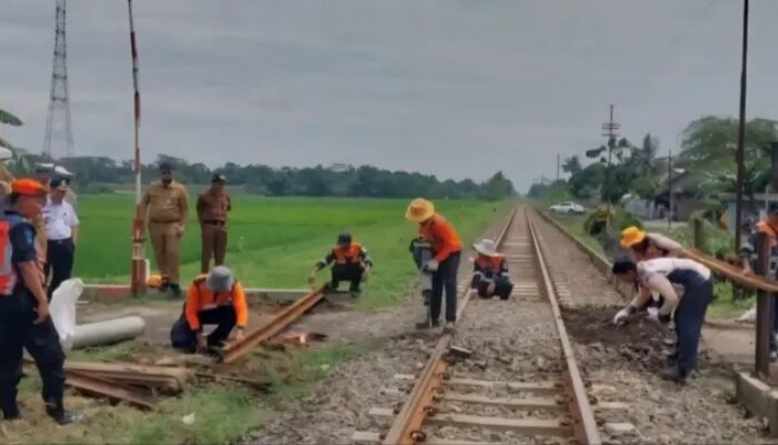 KAI Daop 5 Tutup 184 Perlintasan Liar