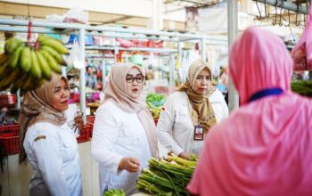 Wabup Banyumas Pantau Harga Bapokting dan Hewan Kurban, Stok Dipastikan Aman