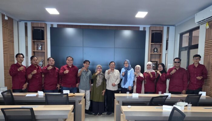 FORMASI Desak APH Usut Sumber Dana Pengembalian Temuan BPK Dana BOS Rp5,1 Miliar di Cirebon
