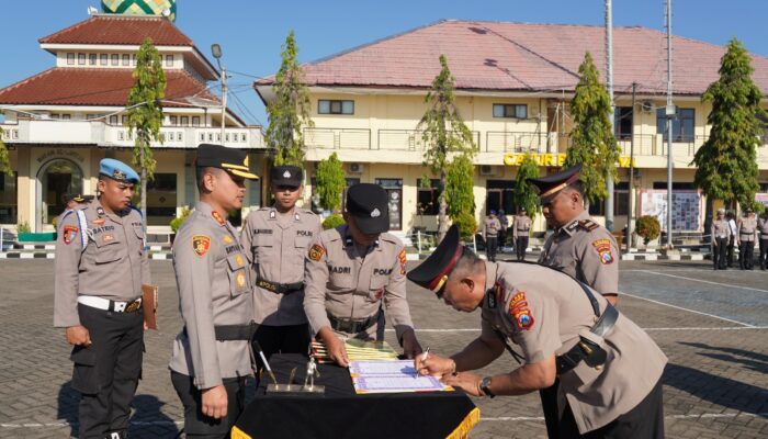 Kapolres Situbondo Pimpin Rotasi Jabatan, Sejumlah Perwira Dapat Amanah Baru