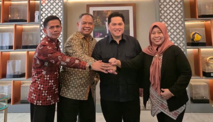 Usulkan Revitalisasi Stadion Tridadi Berstandar Nasional, Bupati Sleman Temui Menpora