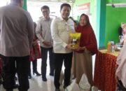 934 Keluarga di Sukodono Terima Beras dan Minyak Goreng, Subandi Pastikan Tepat Sasaran