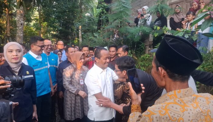 Bahlil: Masih Ada 5.700 Desa dan 4.400 Dusun Belum Berlistrik, Anggaran Lisdes 2026 Naik Jadi Rp10,3 Triliun