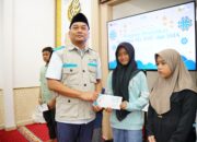 PLN dan YBM PLN Beri Beasiswa untuk 79 Pelajar Sidoarjo