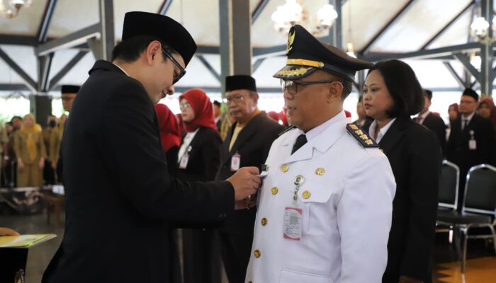 Lantik 61 Pejabat Manajerial dan Kepala Sekolah, Wabup Dion Tekankan Semangat Kolaborasi, Integritas dan Inovasi