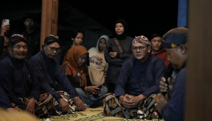 Peringati Malam 10 Suro, Abdi Dalem Hargo Merapi Laksanakan Tradisi Laku Tapa Brata