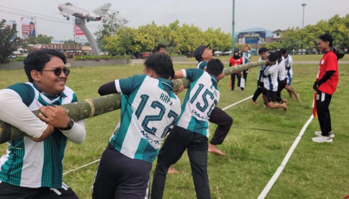 Ratusan Pelajar dan Mahasiswa Meriahkan Dolanan Tradisional Banyumas 2026