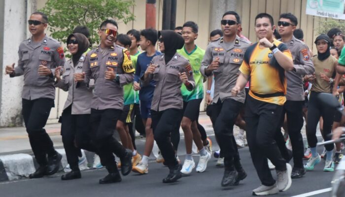 Kapolre Magelang Kota Buka Fun Run dan Bhayangkara Kejar-Kejarun 100 Sprint Challenge