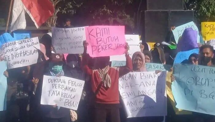 ​Ribuan Warga Ponorogo Gelar Aksi Damai, Tuntut Program Makan Bergizi Gratis Tetap Dilanjutkan