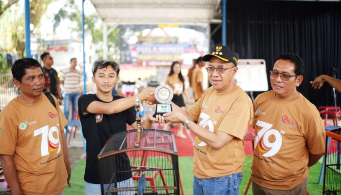 Bupati Sadewo Buka Lomba Kicau Burung Peringatan Hari Koperasi ke-79