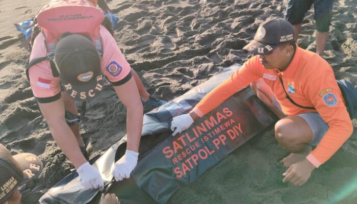 Bocah 8 Tahun Terseret Ombak Pantai Gua Cemara Ditemukan Meninggal di Pantai Bugel