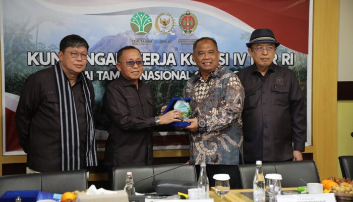 Komisi IV DPR RI Lakukan Kunjungan Kerja Spesifik di TNGM Sleman, Harda Harap Kualitas Pengelolaan TNGM Semakin Meningkat