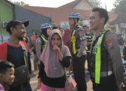 Polwan Polresta Sidoarjo Kedepankan Pendekatan Humanis Amankan Car Free Day di Alun-alun