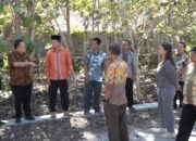 Nuryadi Apresiasi Gotong Royong Warga Sawahan II Perlebar Jalan Desa